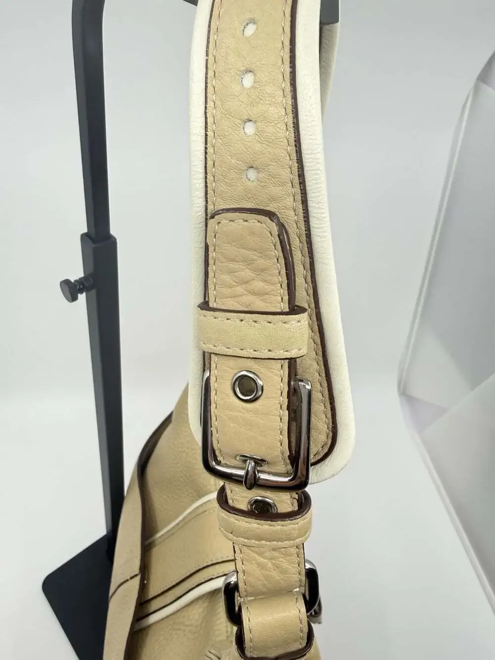 VTG 2005 Coach Hamptons Buckle Hobo 5054 RARE Ivory Pebbled Leather Y2K PRISTINE